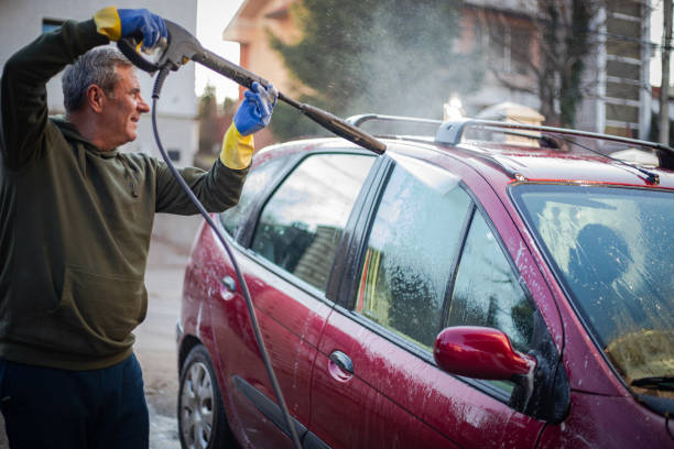 Best Roof Pressure Washing  in Biloxi, MS